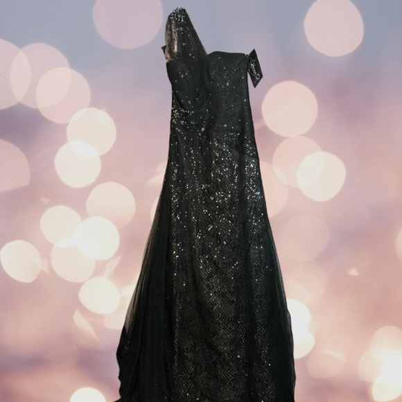 NWT Ivonne D by Mon Cheri One Shoulder Black & Champagne Vintage Gown - Picture 2 of 10